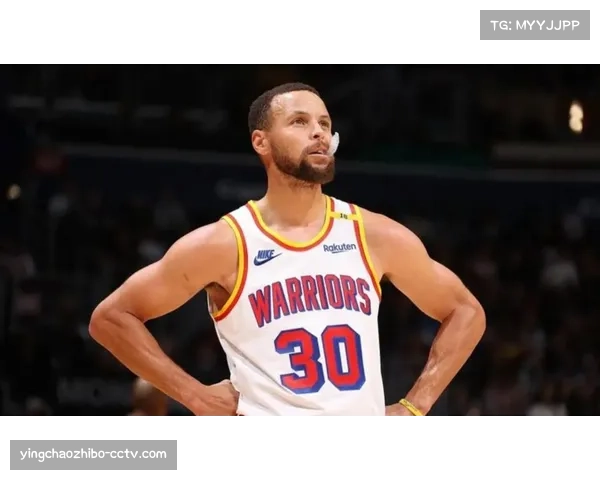 勇士险胜独行侠 库里关键三分与团队防守制胜